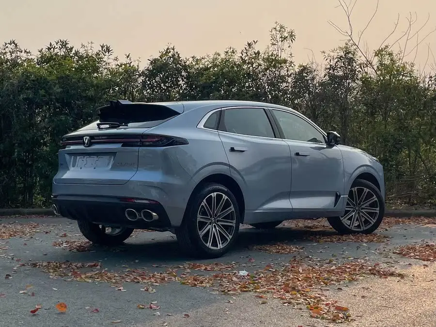 Changan UNI-K 2023 2.0T Two-Wheel Drive Delight Version