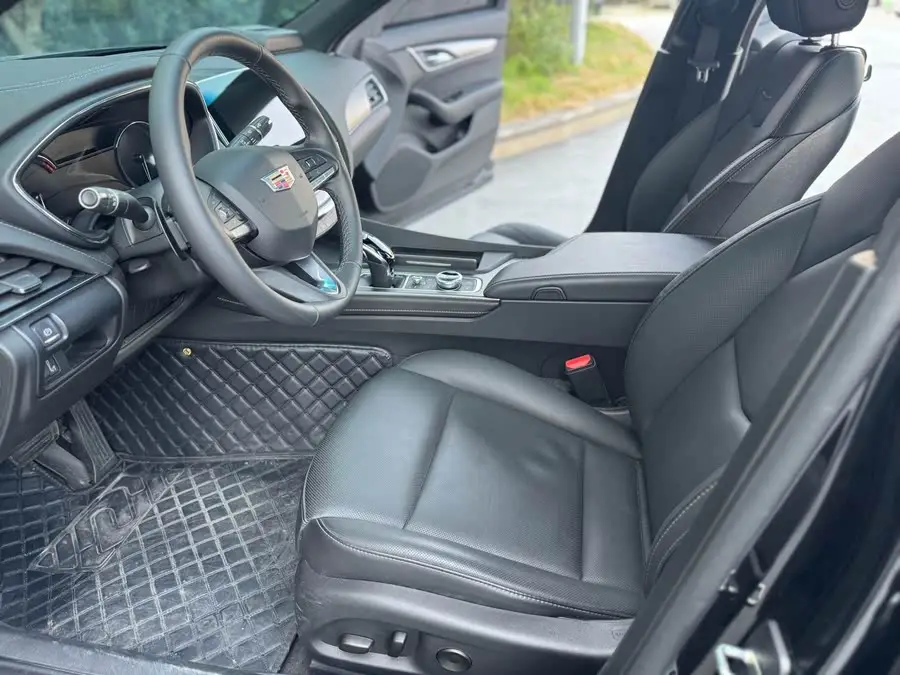 Cadillac CT5 2022 28T Luxury (Standard Edition)