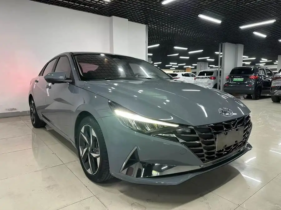 إيلانtra 2022 1.5L CVT LUX النسخة الفاخرة