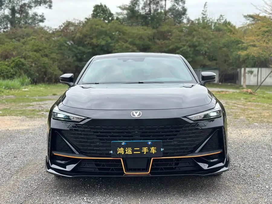 Changan UNI-V 2023 1.5T Sport Version