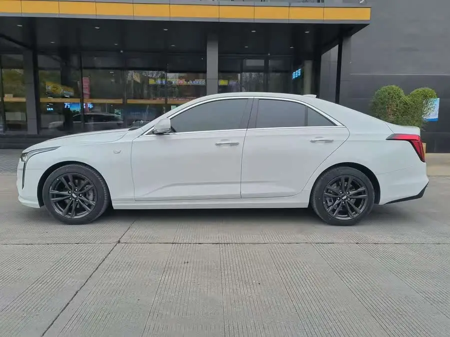 Cadillac CT4 2022 28T Luxury