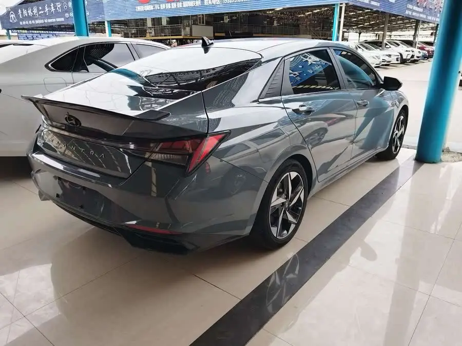 إيلانتر 2021 1.5 لتر CVT LUX النسخة المميزة