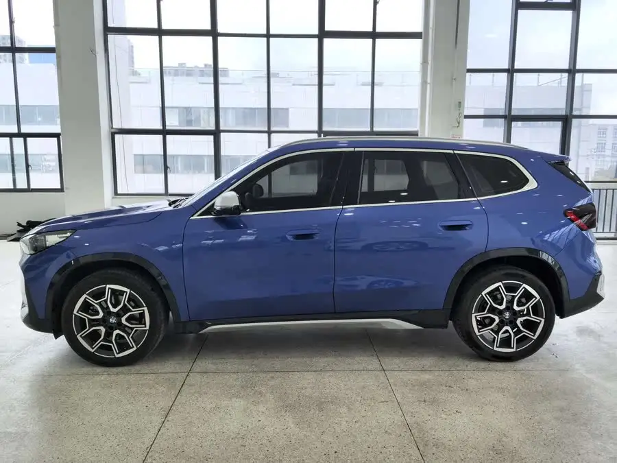 BMW X1 2023 xDrive25Li X Design Package