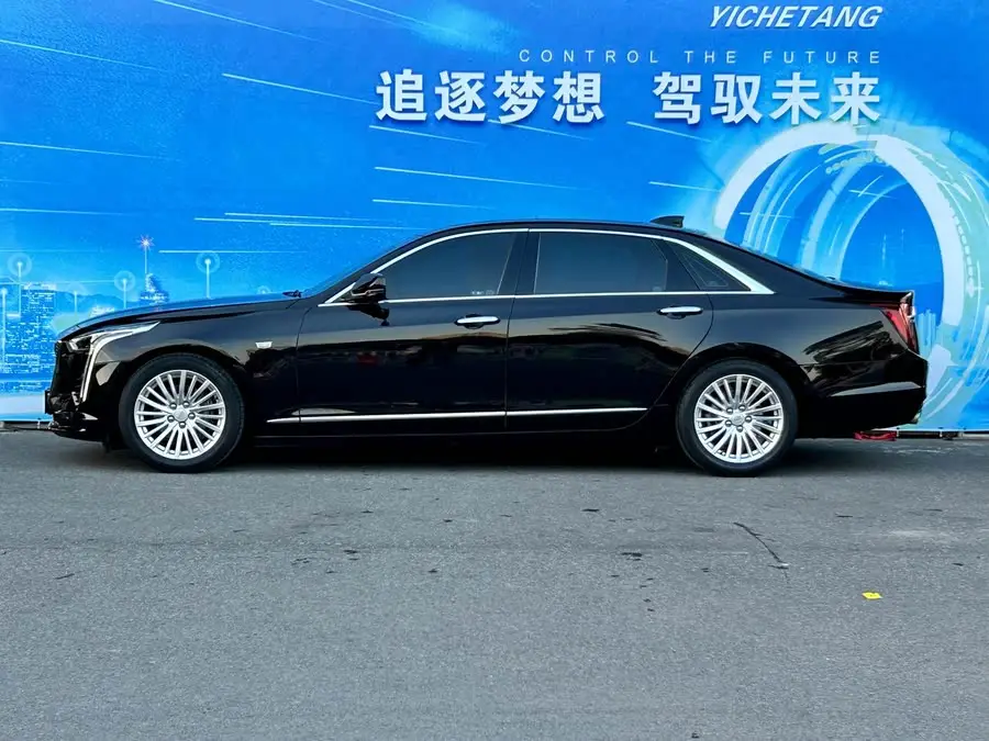 كاديلاك CT6 2021 28T النخبة