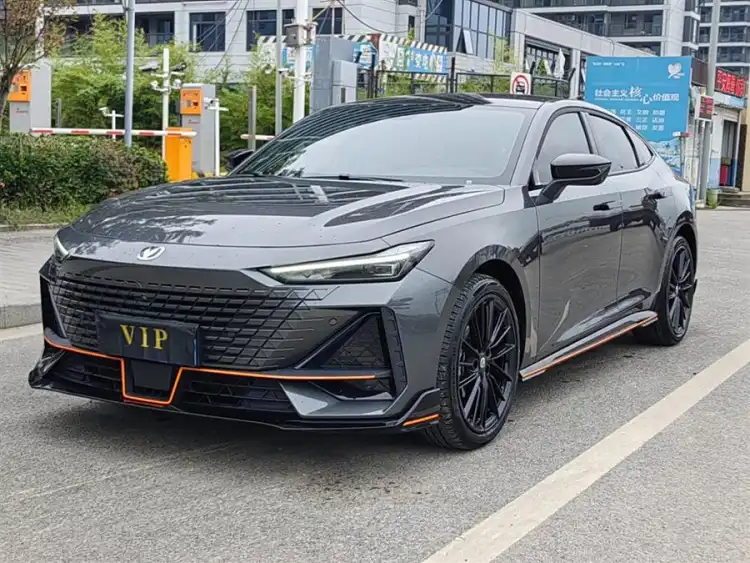 Changan UNI-V 2023 1.5T Sport Edition