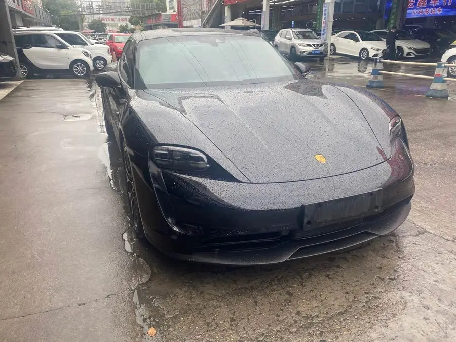 تايكان 2022 طراز تايكان