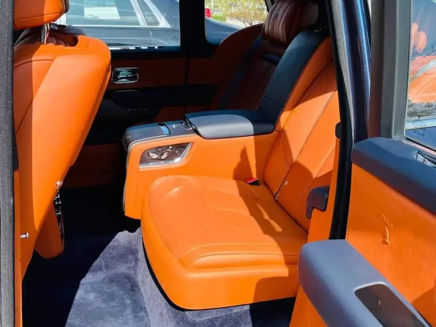 كولينان 2018 نسخة أربعة مقاعد