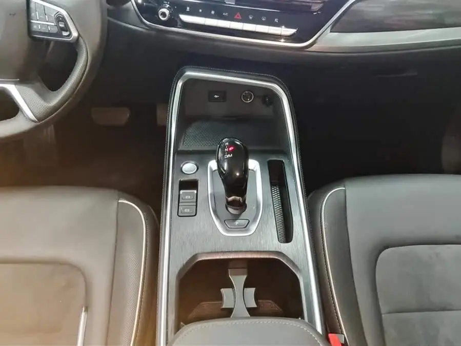 هافال H6 2023 النسخة الوطنية 1.5T أوتوماتيكية نسخة البطل