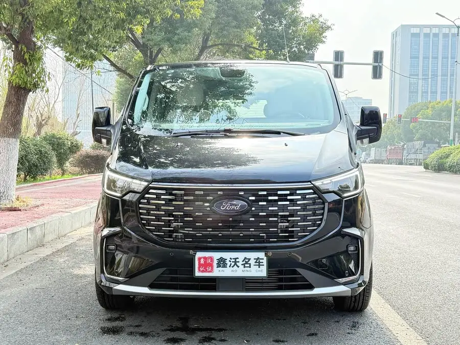 Tourneo 2023 2.0T Automatic Luxury Edition