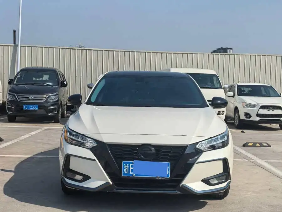 2022 نيسان سيلفي 1.6 لتر XL CVT نسخة الاستمتاع