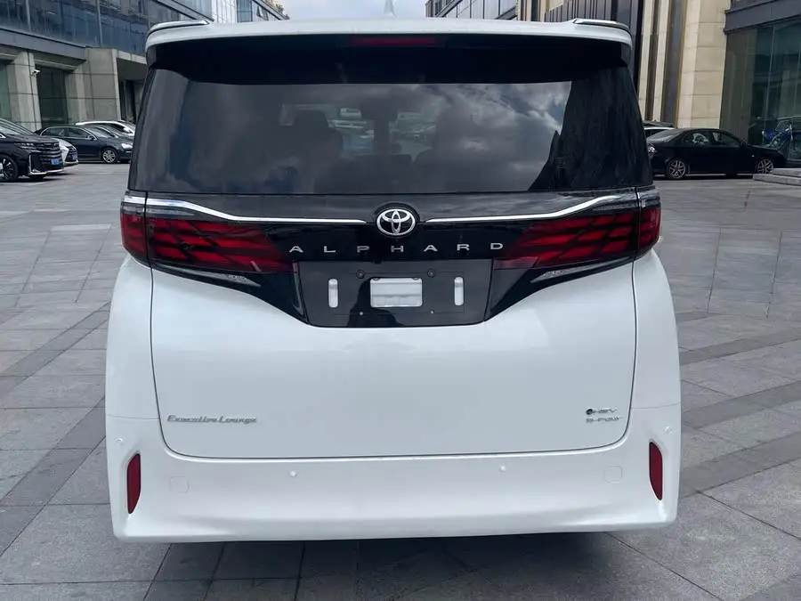 ألڤارد 2024 نسخة ثنائية المحرك 2.5 لتر الفاخرة