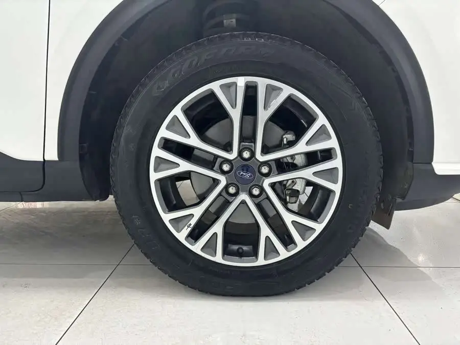 فورد إيسكيب 2020 إيكوبوست 245 دفع رباعي بريميوم