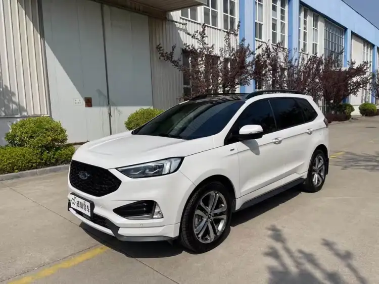 2020 Ford Edge EcoBoost 245 AWD ST-Line 7-seater