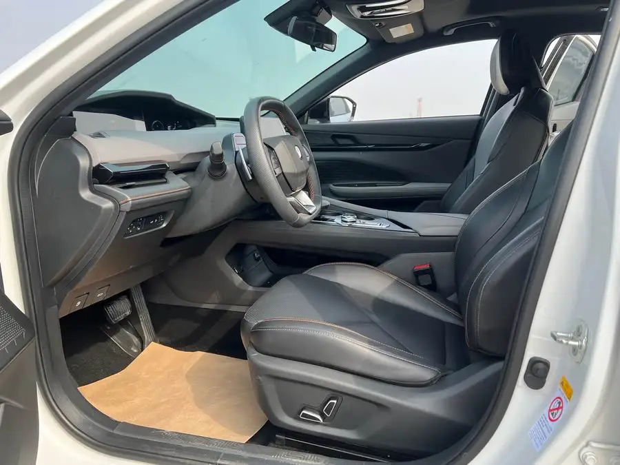 Changan UNI-V 2022 1.5T Premium