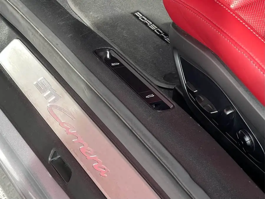 Porsche 911 2020 Carrera 3.0T