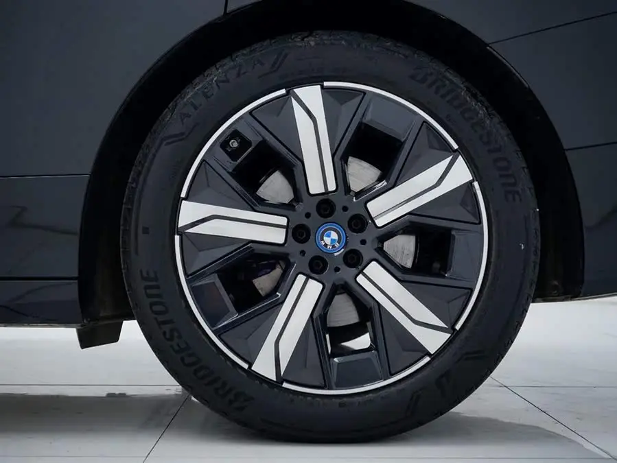 BMW iX 2022 xDrive50