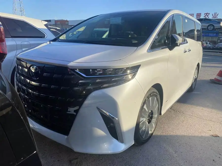 ألفارد 2024 نسخة المحرك المزدوج 2.5L المتميزة