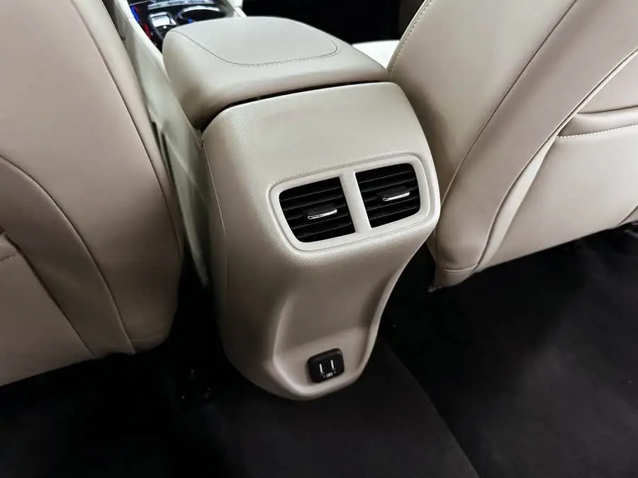 بيوك ريجال 2020 552T النخبة