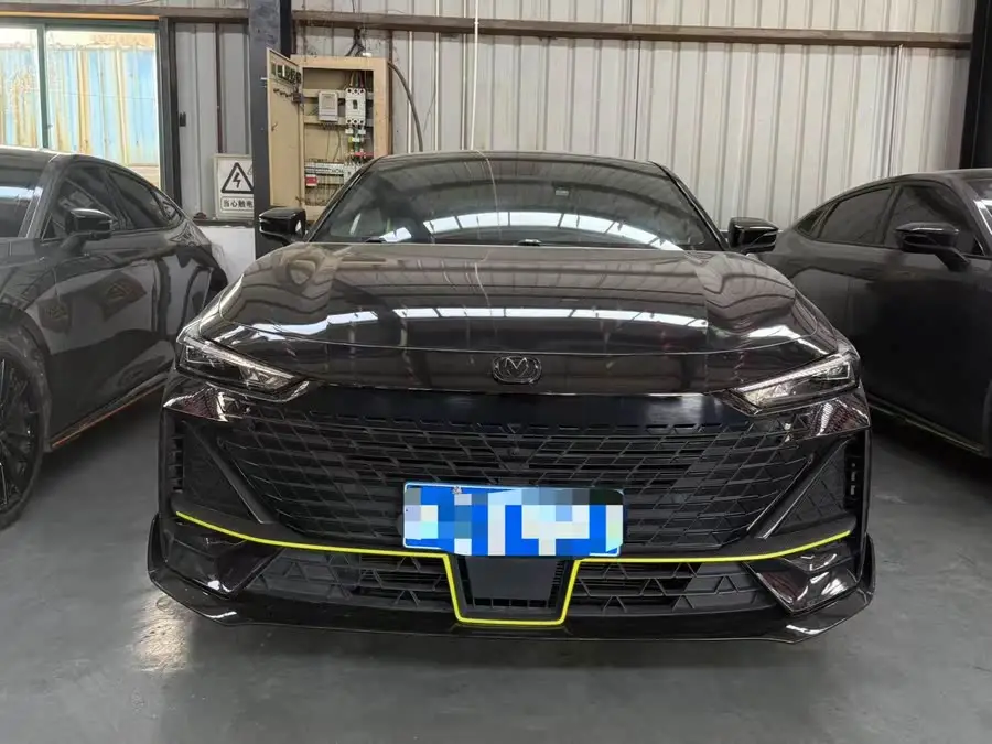 Changan UNI-V 2022 1.5T Sport Edition
