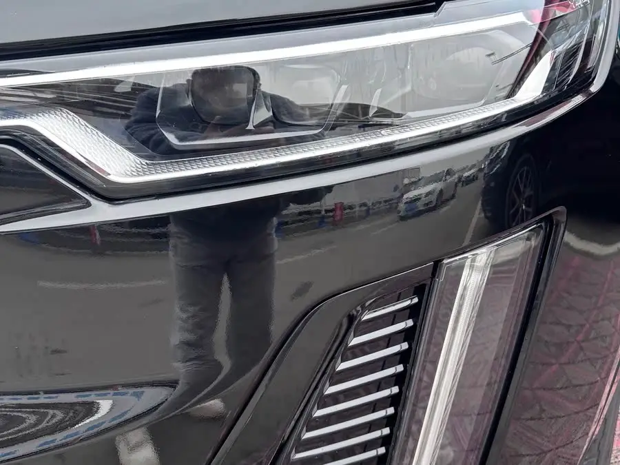 Cadillac XT6 2020 28T Six-Seat AWD Luxury