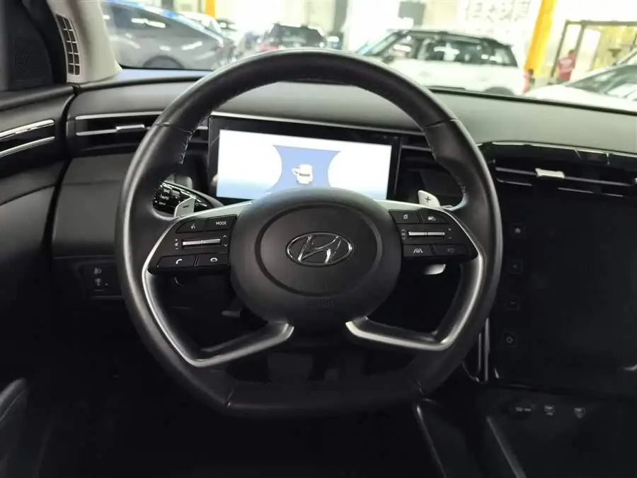 2023 توكسون L 1.5T أوتوماتيكي دفع ثنائي إصدار LUX المتميز