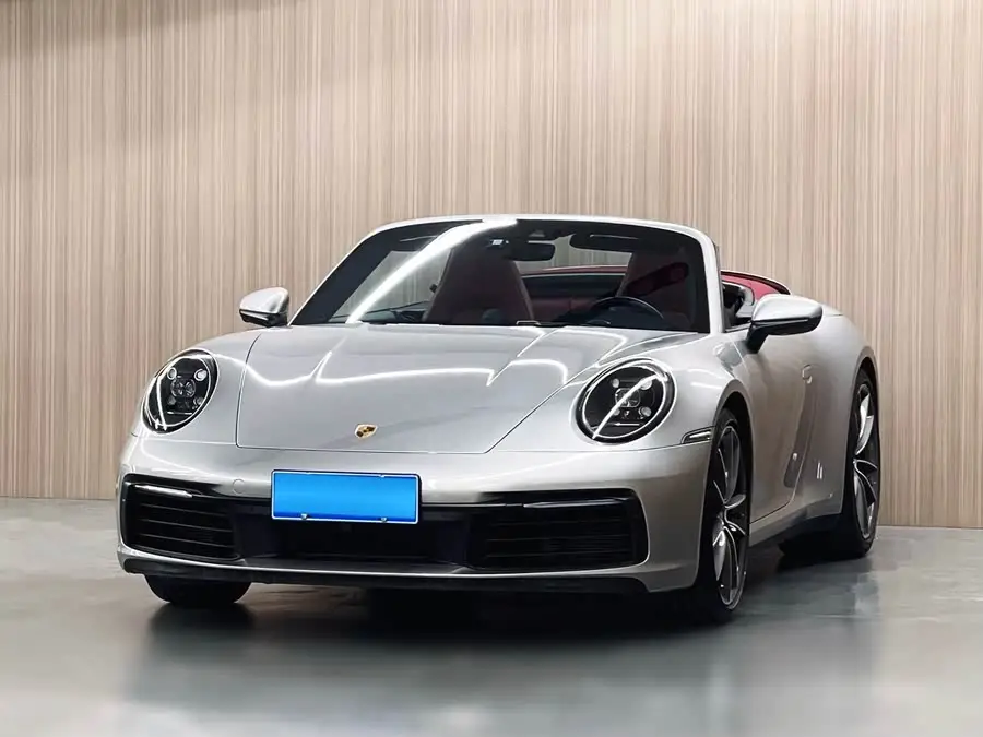 بورش 911 2023 كاريرا كابريوليه 3.0T
