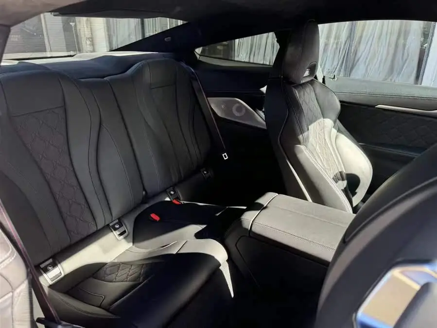 BMW M8 2019 M8 Coupe Thunder Edition