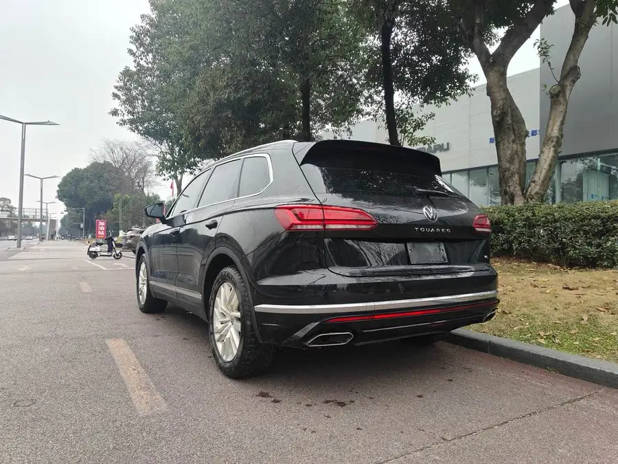 Touareg 2021 2.0 TSI Navigator Special Edition