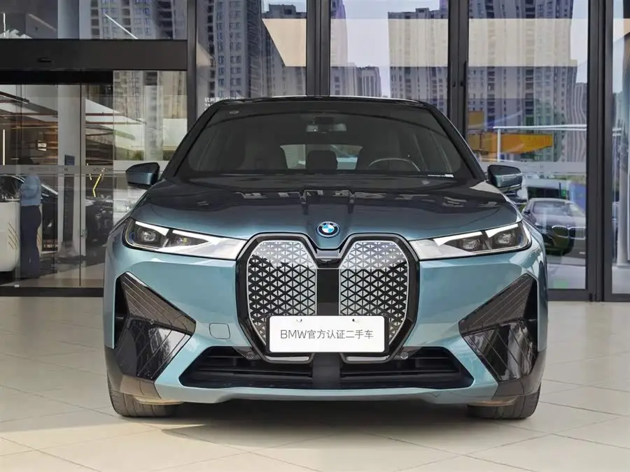 BMW iX 2022 xDrive40