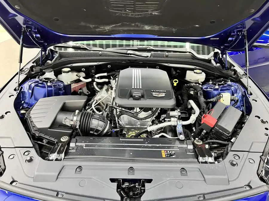 Cadillac CT5 2023 28T Platinum