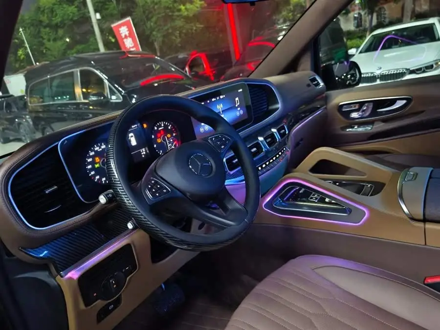 Vito 2023 2.0T Business Edition 7-seater