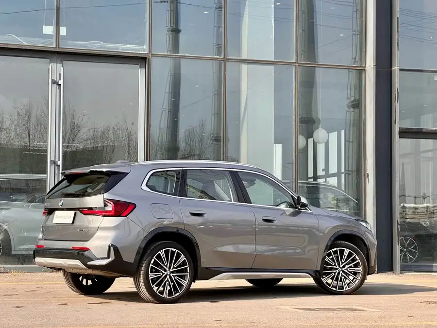 BMW X1 2023 xDrive25Li X Design Package