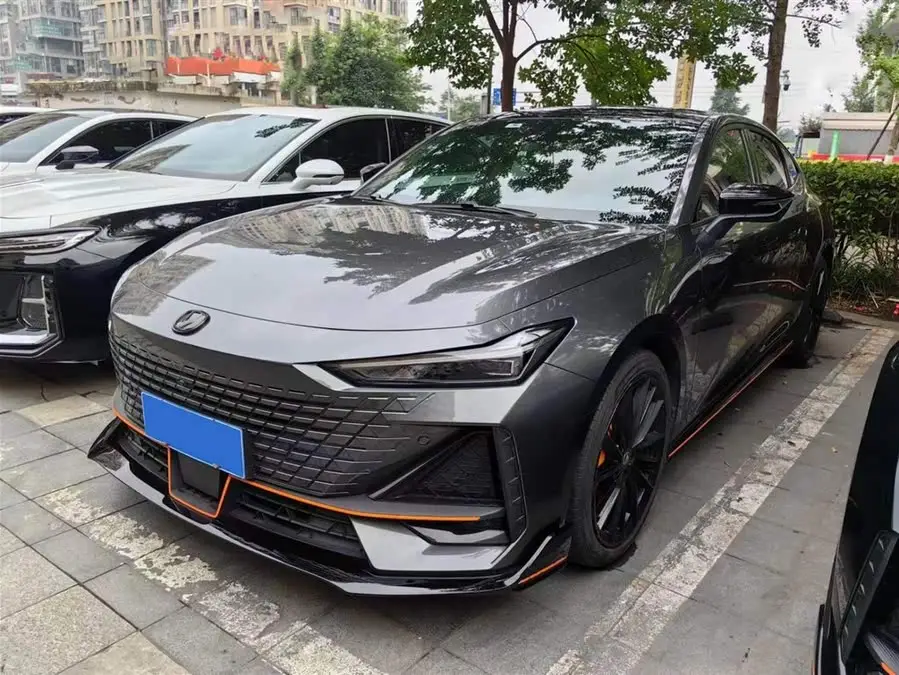 Changan UNI-V 2023 1.5T Premium