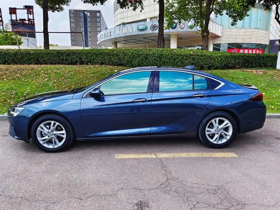 ريجال 2020 552T فاخرة