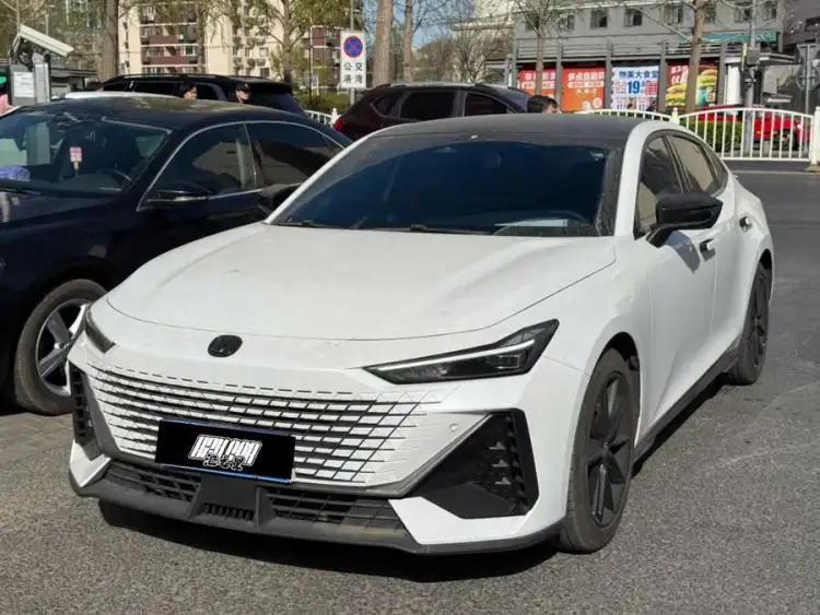 Changan UNI-V 2024 1.5T Premium