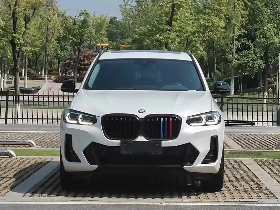 BMW X3 2022 xDrive30i Leading Model M Shadow Package