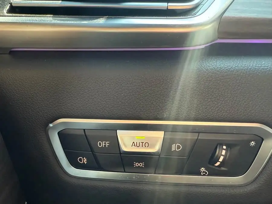 بي إم دبليو X5 2022 طراز مُعدل xDrive 40Li حزمة M الرياضية