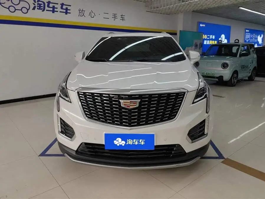 كاديلاك XT5 2021 28T الفاخرة