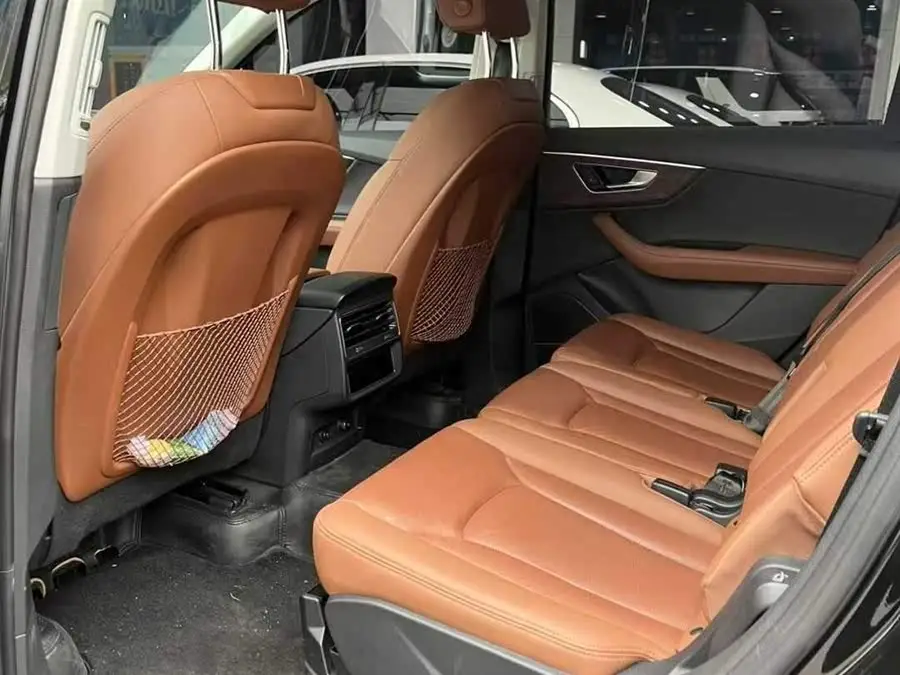 Audi Q7 2023 55 TFSI quattro S line Sport