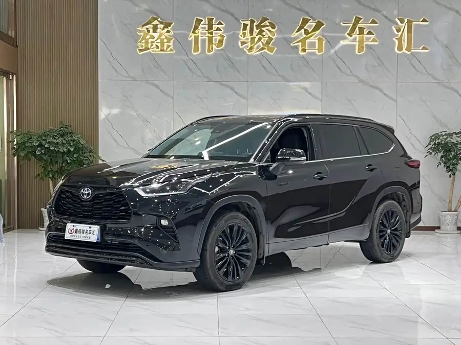 Highlander 2023 Model 2.5L Intelligent Hybrid All-Wheel Drive Knight Edition 7-Seater