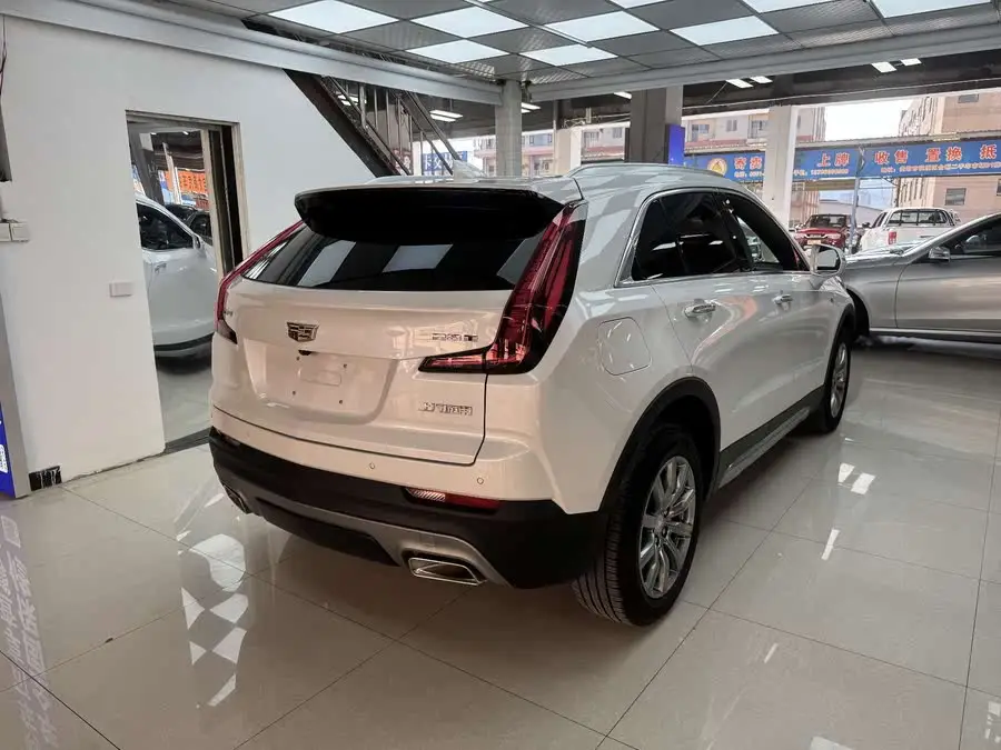 Cadillac XT4 2020 Facelift 28T FWD Premium