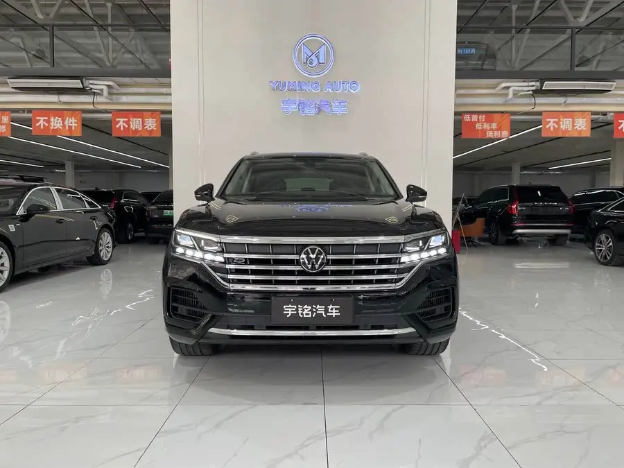 Touareg 2023 3.0 TSI R-Line Classic Sport Package