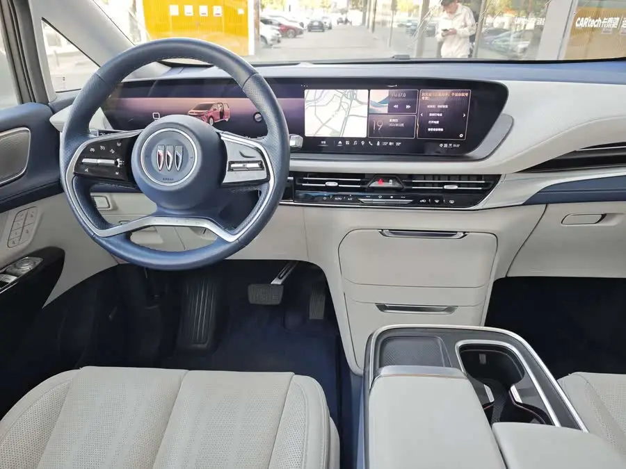 2023 القرن 2.0T إصدار يونس السبع مقاعد