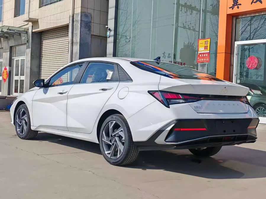 إيلانتر 2023 1.5 لتر CVT GLX النخبة