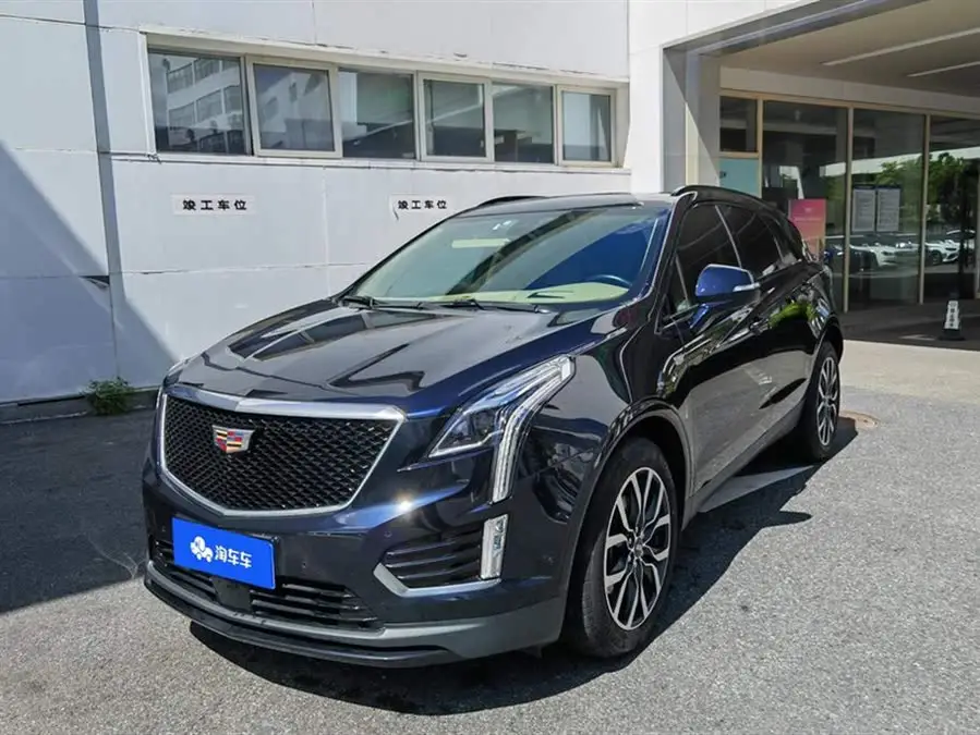 كاديلاك XT5 2021 2.0T دفع رباعي بلاتينيوم