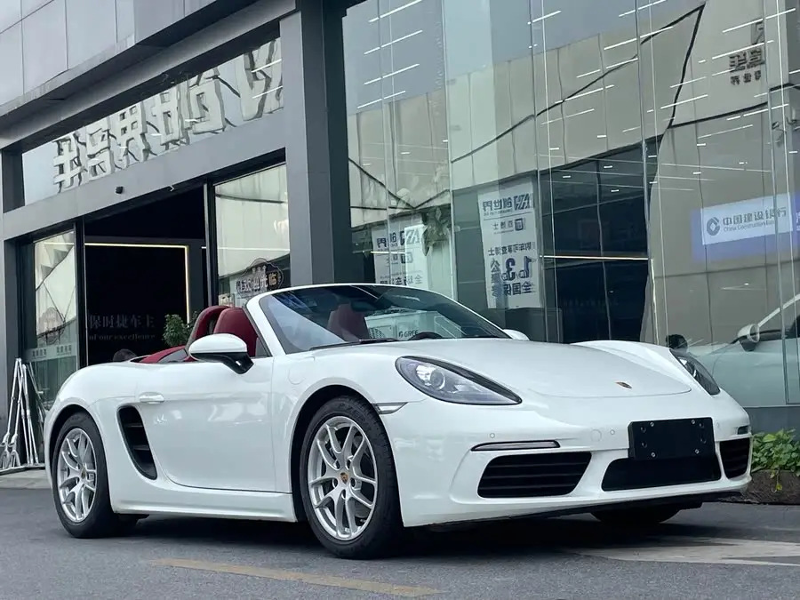 Porsche 718 2022 Model Boxster 2.0T
