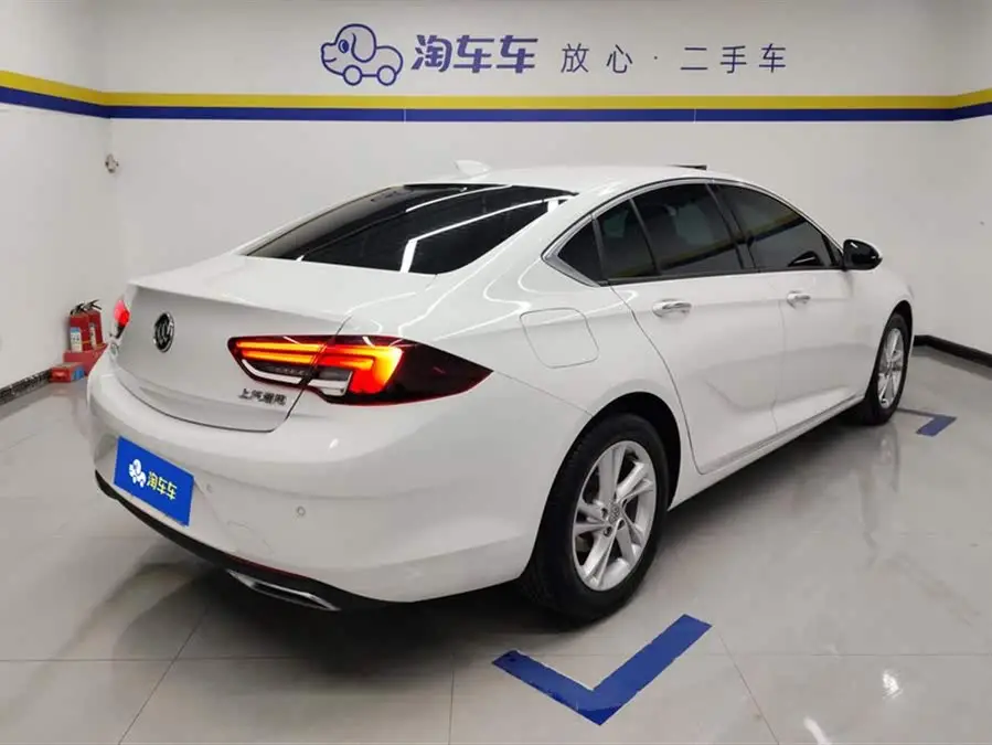 بيوك ريجال 2021 552T النخبة