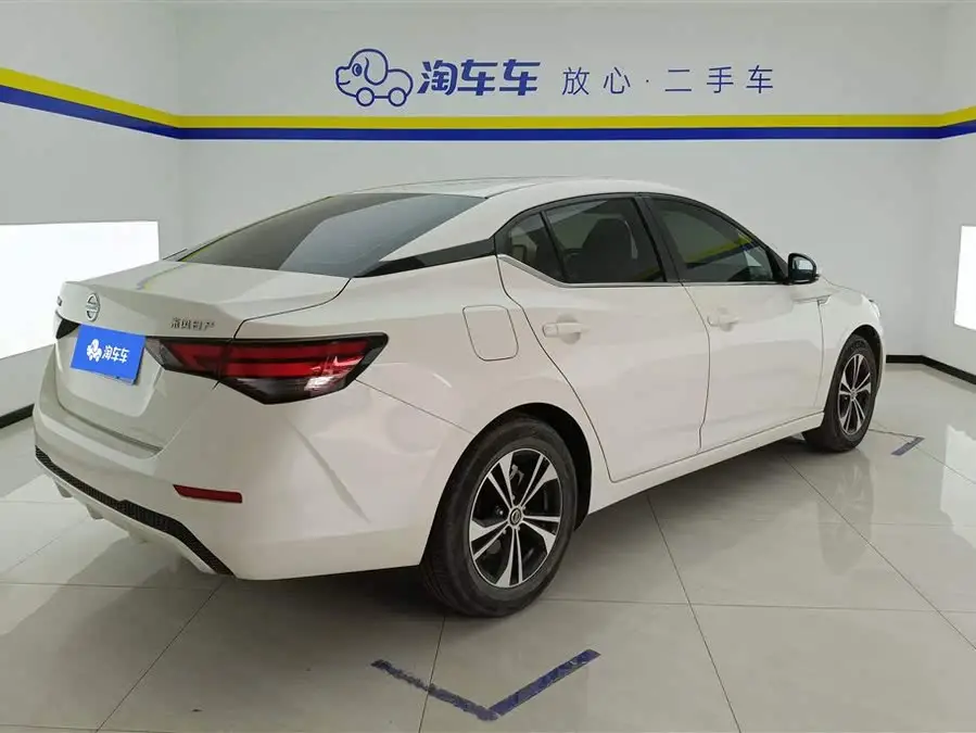 2022 نيسان سيلفي 1.6 لتر XL CVT نسخة الاستمتاع