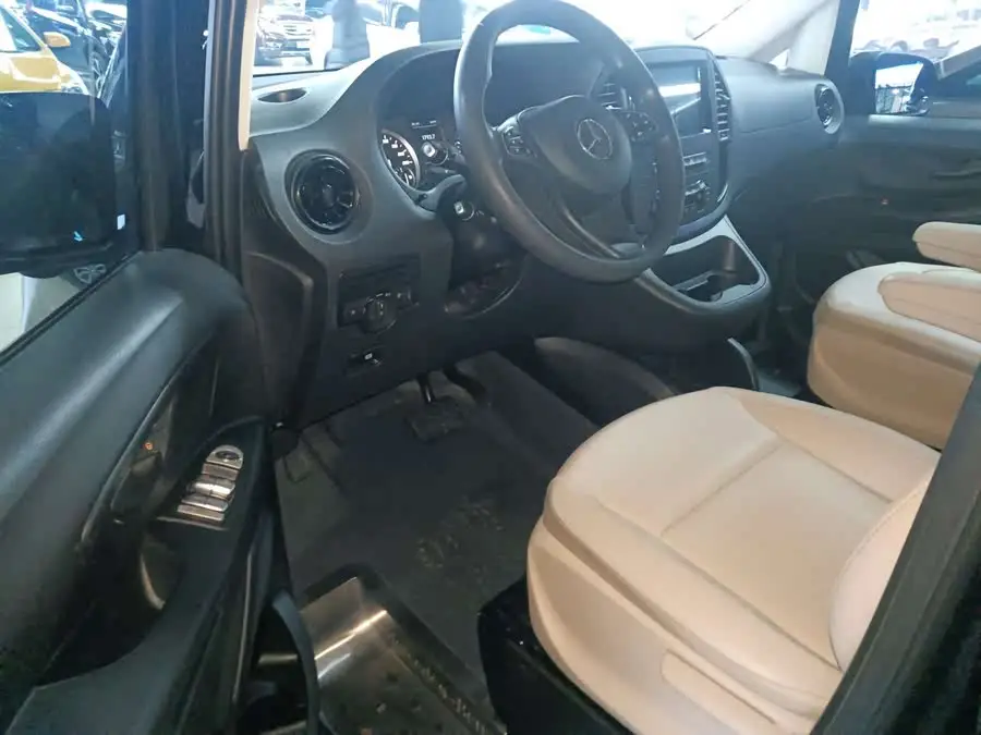 2021 Vito 2.0T Elite Edition 9-Seater