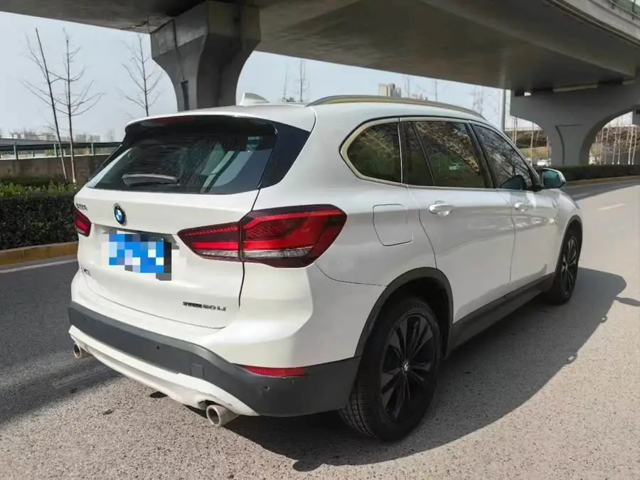 BMW X1 2022 sDrive20Li Fashion Edition